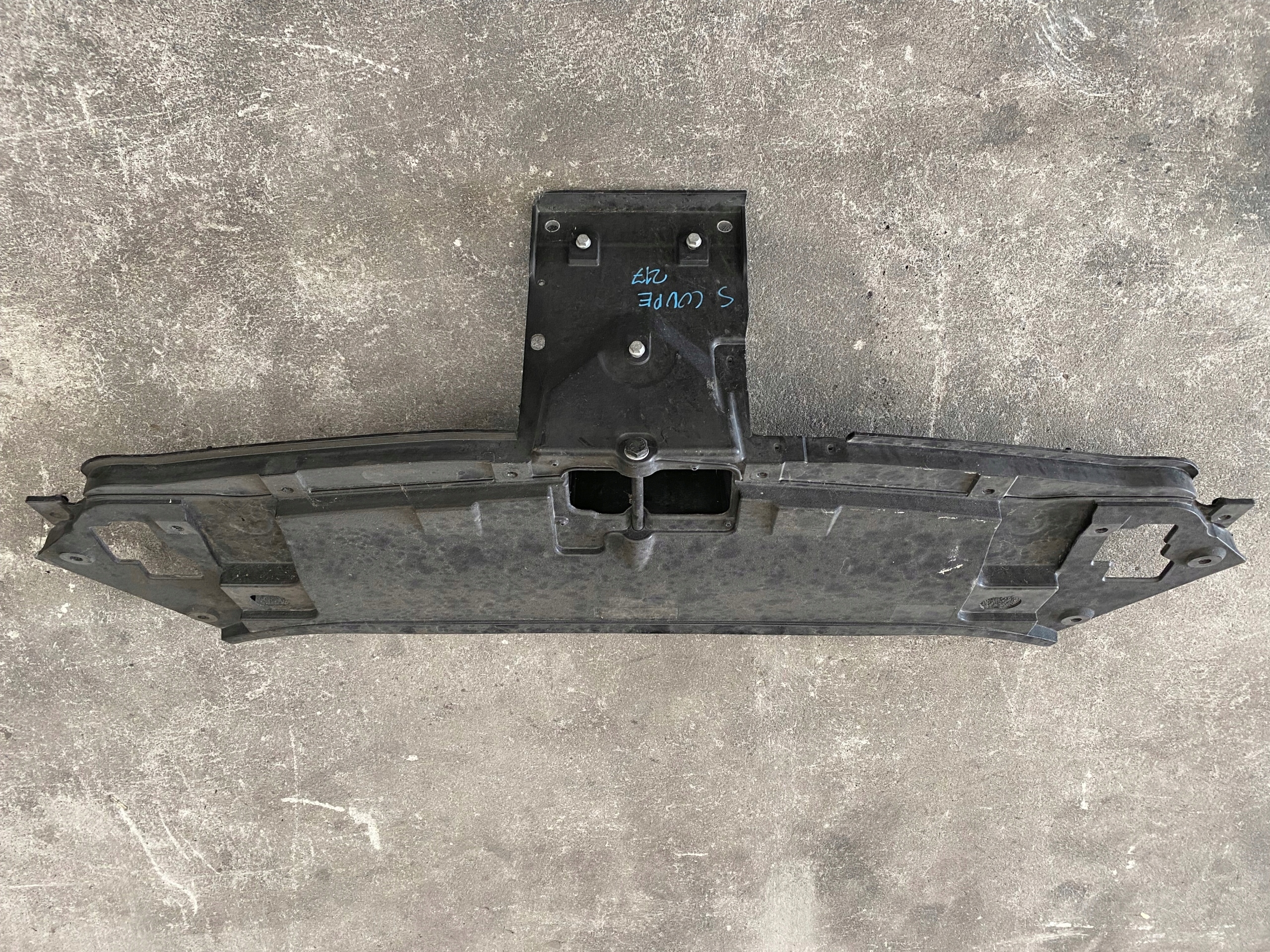 MERCEDES W217 Osłona pasa przedniego A2176220200