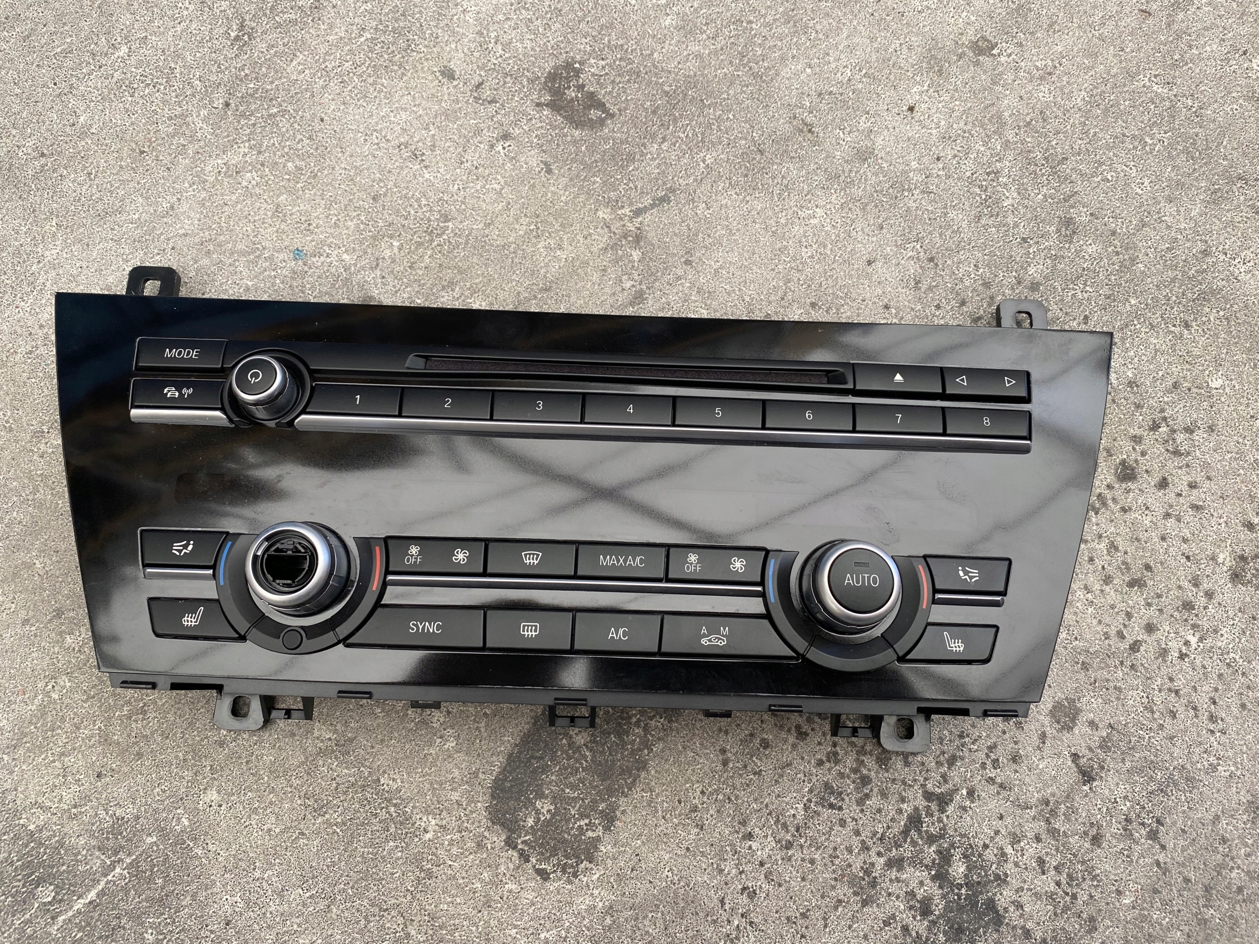 BMW F10 F11 PANEL KLIMY RADIA