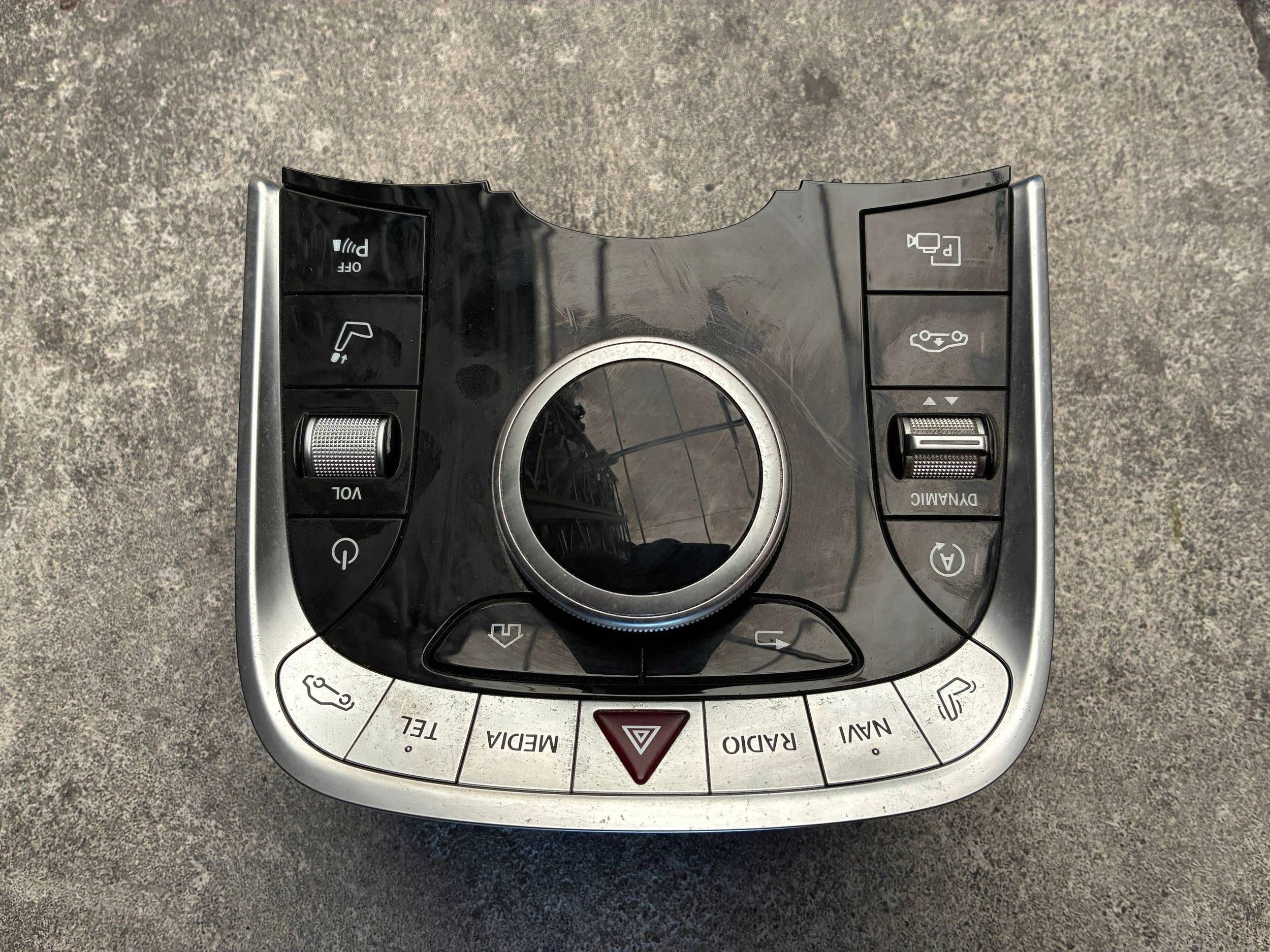 Jednostka multimedialna Mercedes-Benz S W222 A2229003516