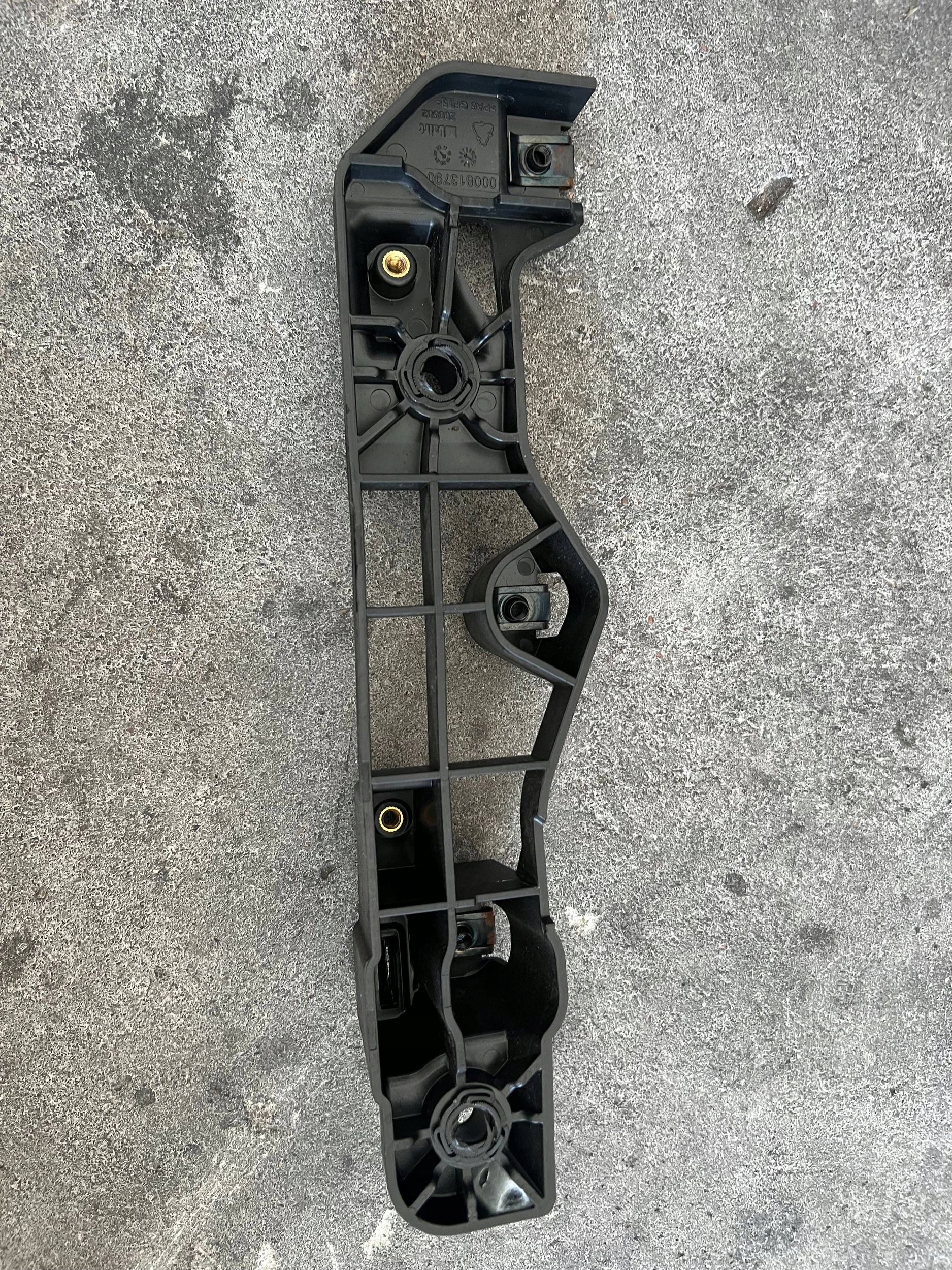 Ślizg zderzaka przedniego Ferrari 488 Pista 813790