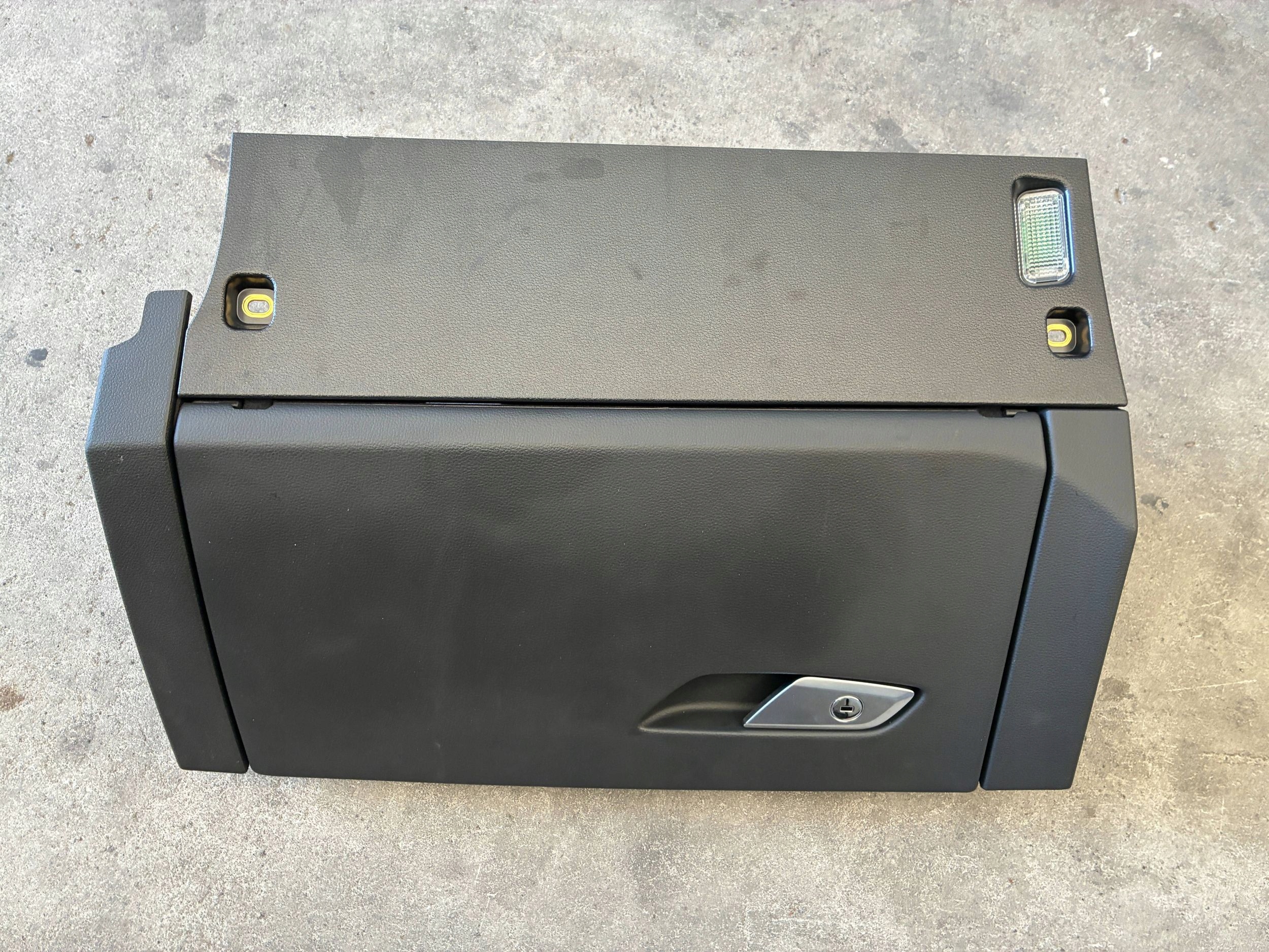 Schowek Audi RS7 C8 4K1857035K