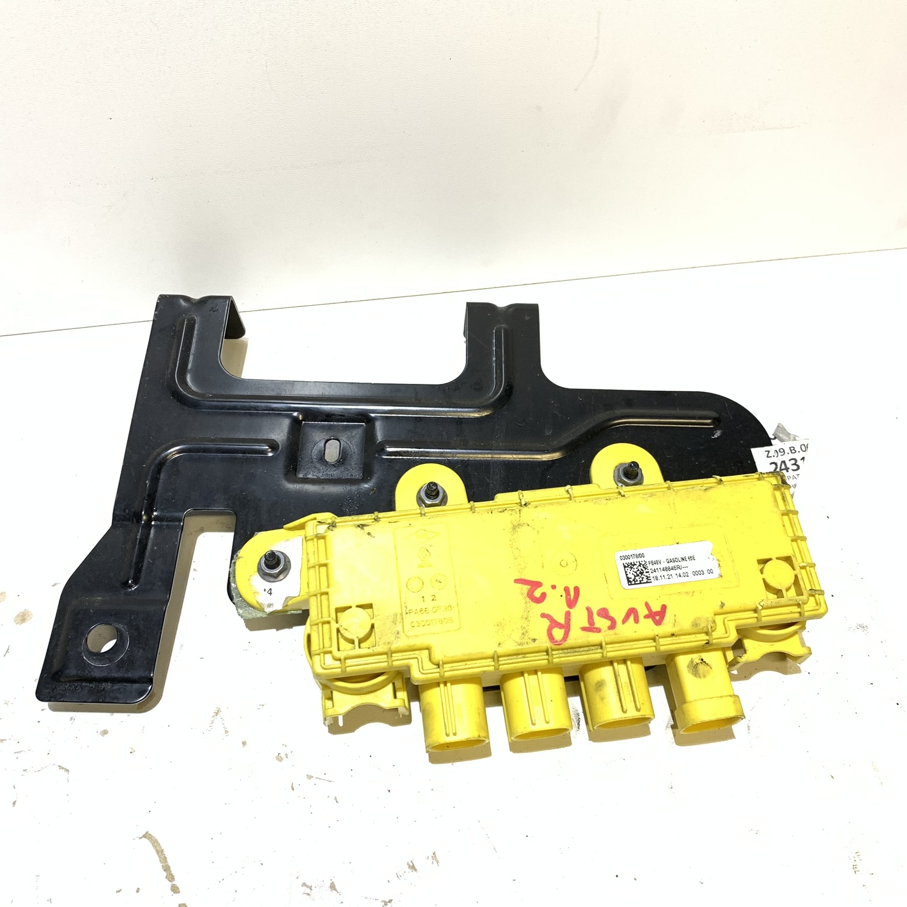 RENAULT ESPACE VI 1.2 E-Tech MODUŁ 48V KLEMA 241148846R 243174639R