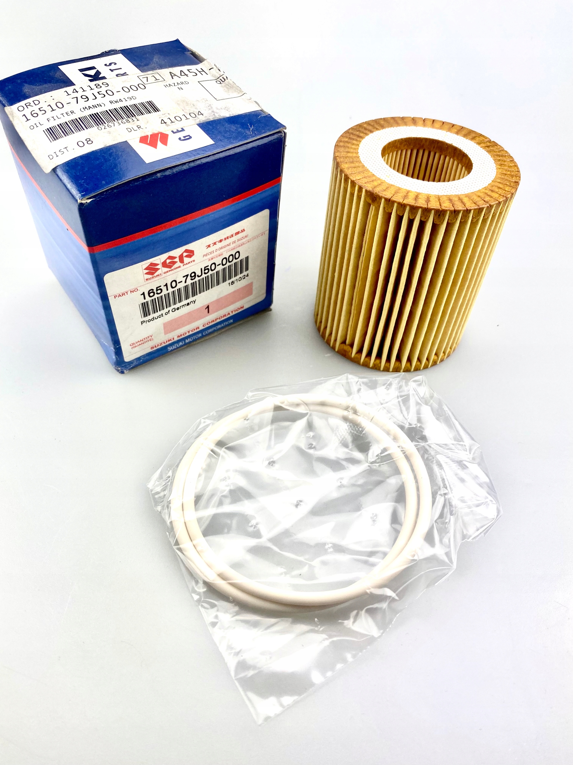 Filtr oleju Suzuki SX4 1.9DDiS 16510-79J50 ORYGINA