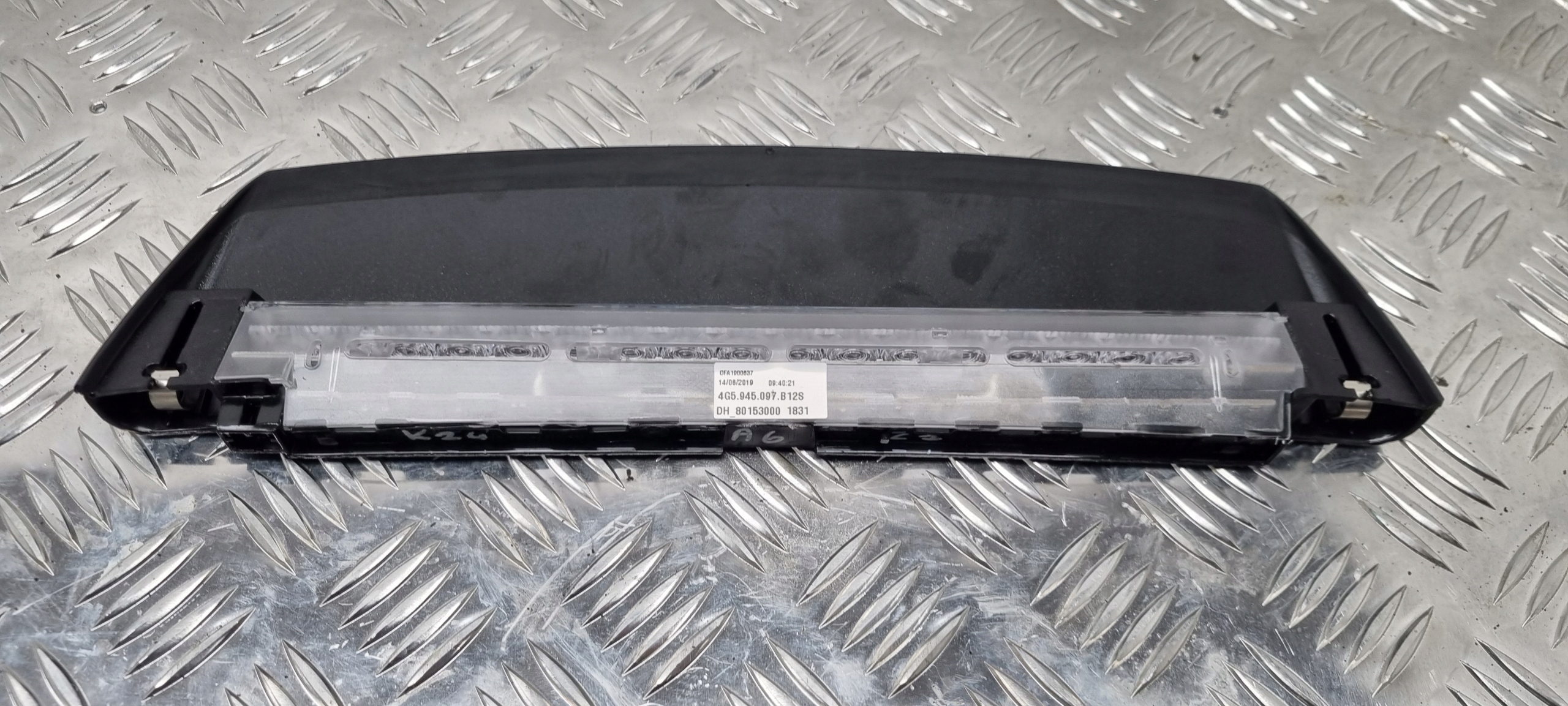 AUDI A6 C7 TRZECIE ŚWIATŁO STOP SZYBY 4G5945097B