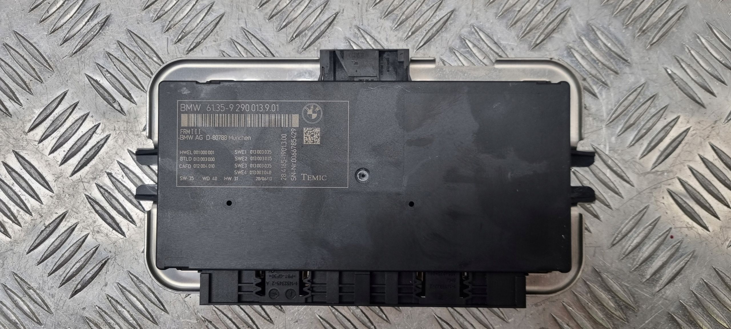 BMW X3 F25 MODUŁ STEROWNIK ŚWIATEŁ 9290013