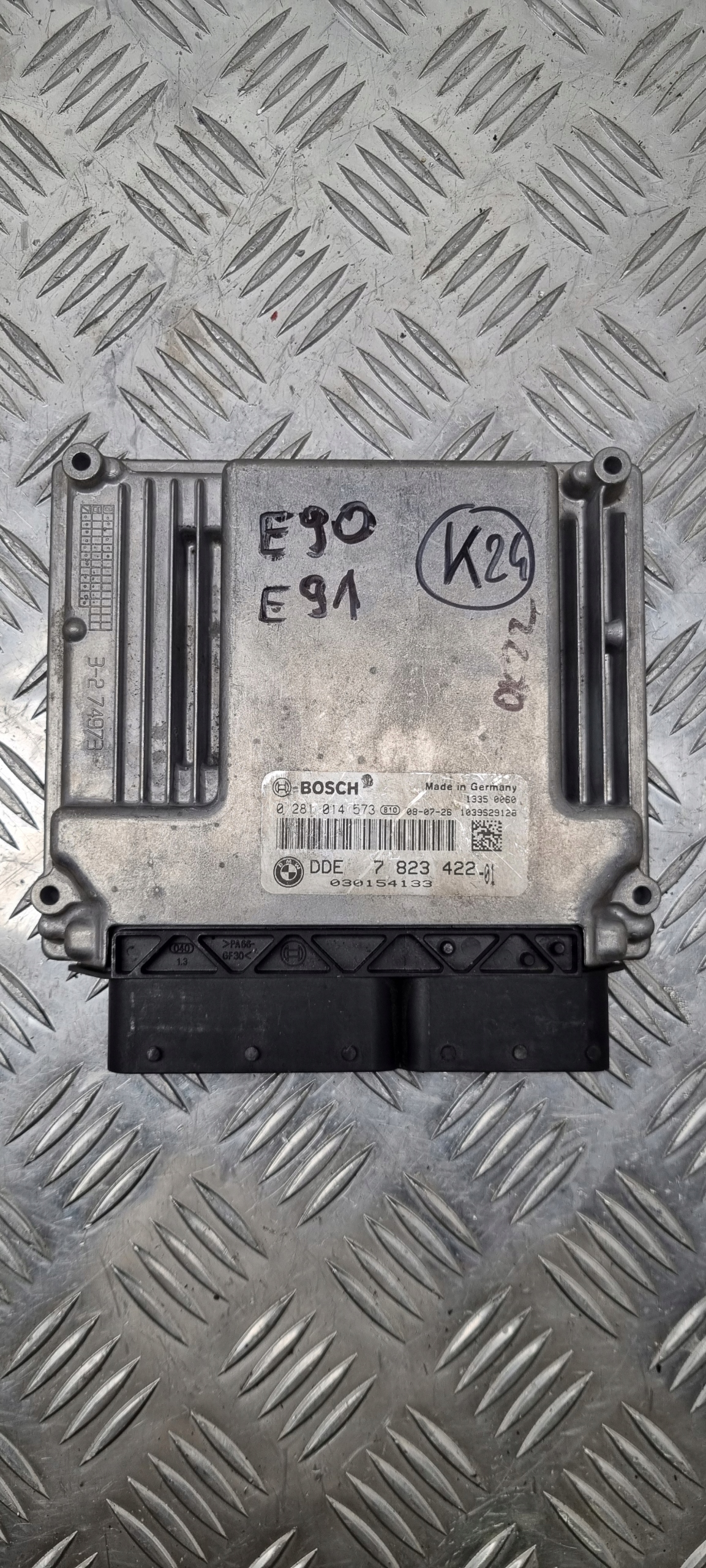 BMW E87 E81 KOMPUTER SILNIKA STEROWNIK 7823422